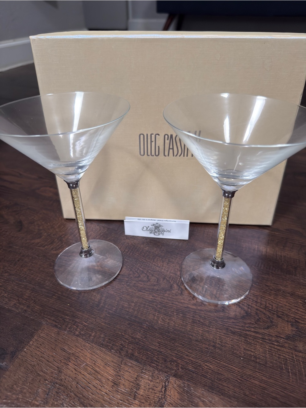 Oleg Cassini Martini Glasses with Gold Diamond Crystal Stem | Set of 2